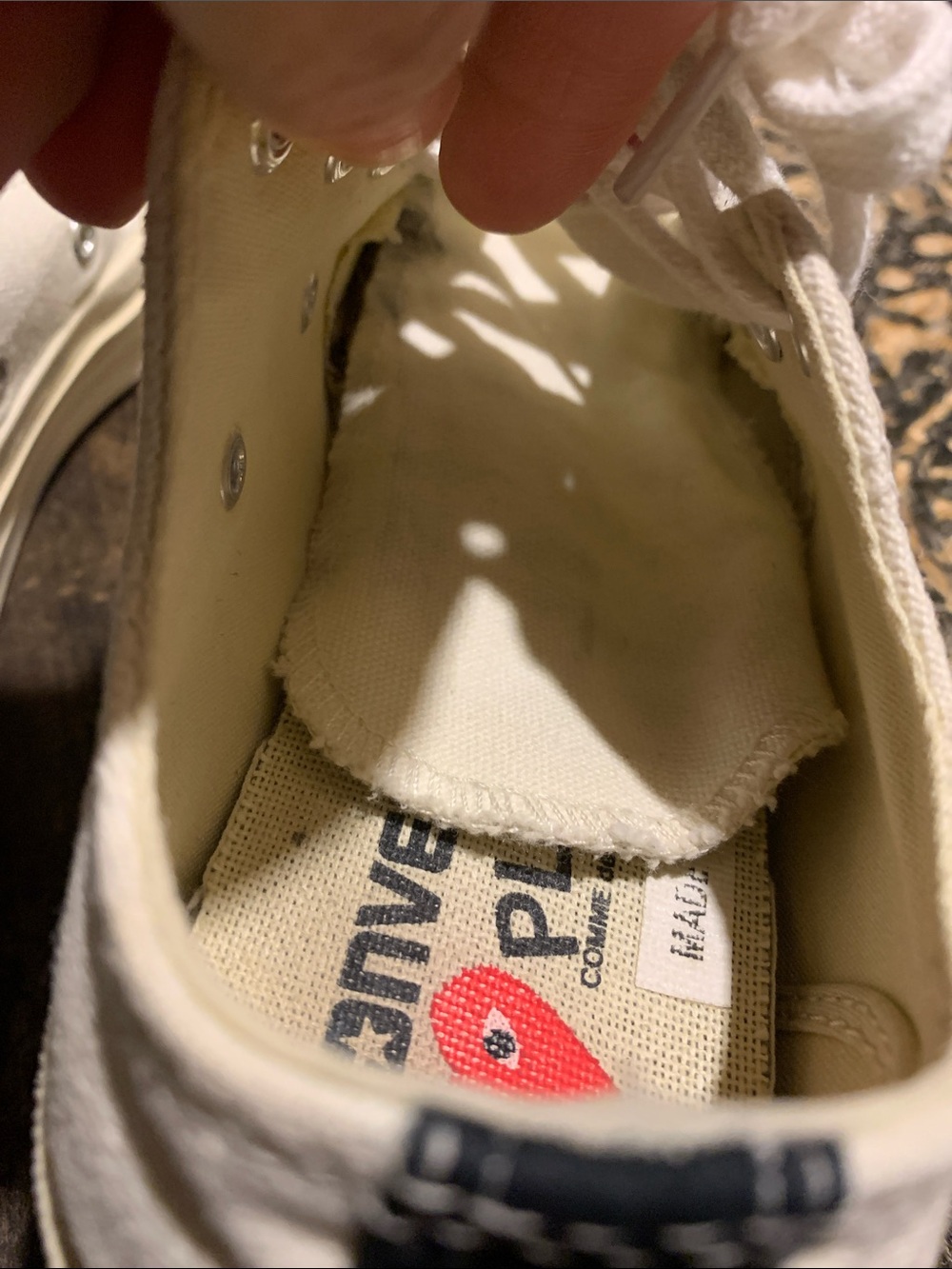 Comme des Garcons PLAY x Converse Canvas Sneakers w Heart men’s Sz 5 / womens 7 - Picture 15 of 16